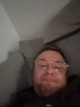 SoberingTadpole Chat XXX in diretta
