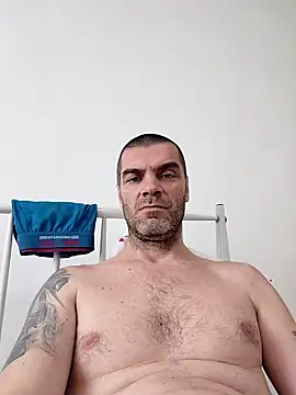 XXX chat uživo modela SIRMASTERDOMINATORXXL