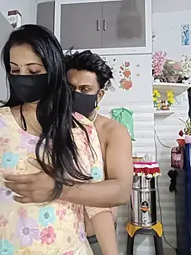 Kaur_Simran_01のライブXXXチャット