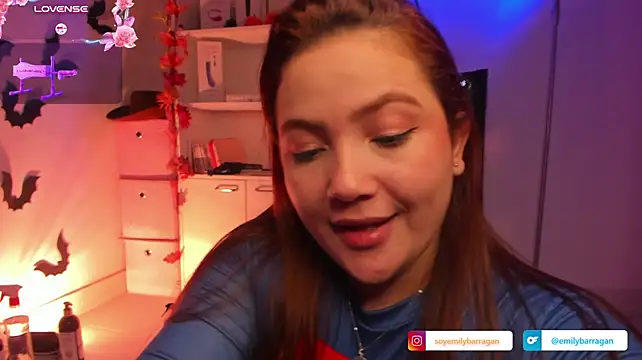 EmilyBarragan_ 라이브 XXX 채팅