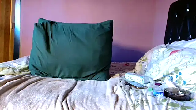 Bustyboobs02xx's Live XXX Chat
