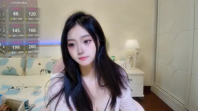 cc-ee- 现场XXX聊天