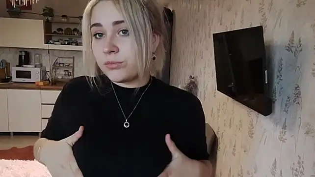 IsaWhitton's Live XXX Chat