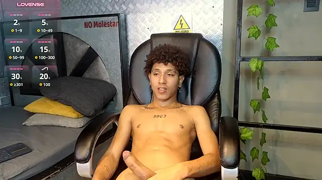 ArisStonne's Webcam Show