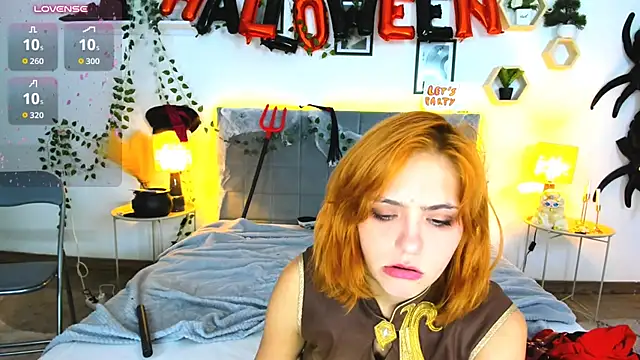 DellaRows Adlı Modelin Canlı XXX Sohbeti