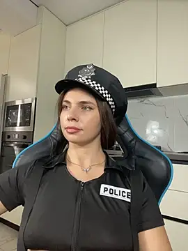 CurlyLara Chat XXX live