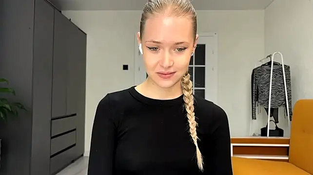 ZaidaSchwarten Live XXX-chat