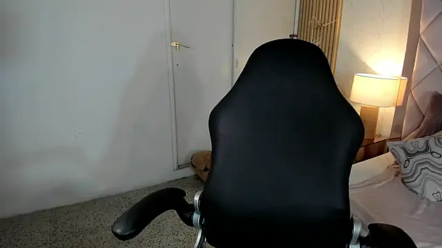 dulce_lyraa1 Adlı Modelin Canlı XXX Sohbeti