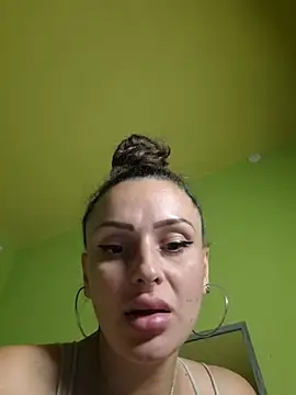 Chat XXX en directo de Caramellaa
