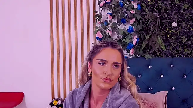 دردشة CherryMuse_ الجنسية المباشرة