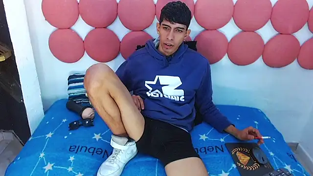 צ'אט XXX בשידור חי של Drake_Jack
