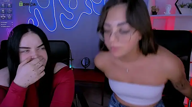 bloom_night Chat XXX live