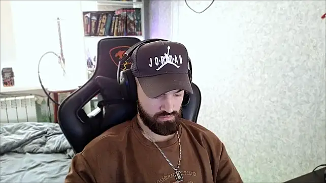 _Serious_Man Adlı Modelin Canlı XXX Sohbeti