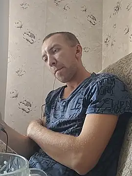 XXX chat uživo modela _uncle_Mitya-43_
