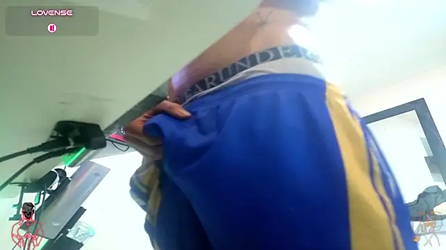 Chat +18 de MistBirol69 ao vivo