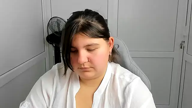 Živý XXX chat PhoenixFly