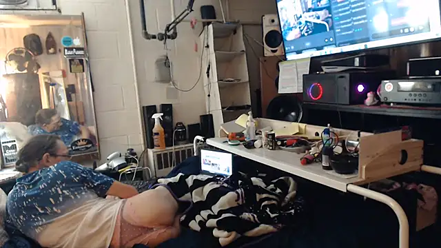 Puff0169's Live XXX Chat