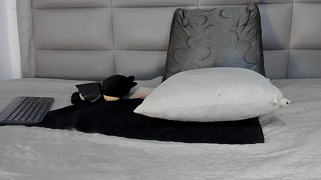 دردشة ApoloKlein الجنسية المباشرة