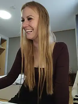 SweetGermanGoddess – Naživo XXX chat