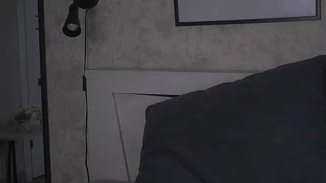 HolyNaomi's Live XXX Chat