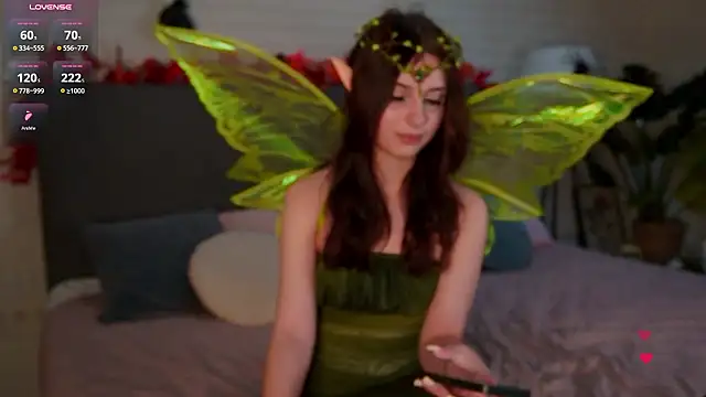 Kira_Moonnn Adlı Modelin Canlı XXX Sohbeti