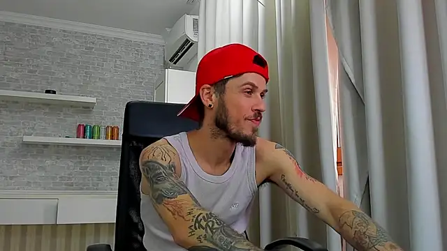 Chat XXX en directo de JonahShaw