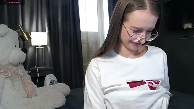 KateJonson live XXX chat