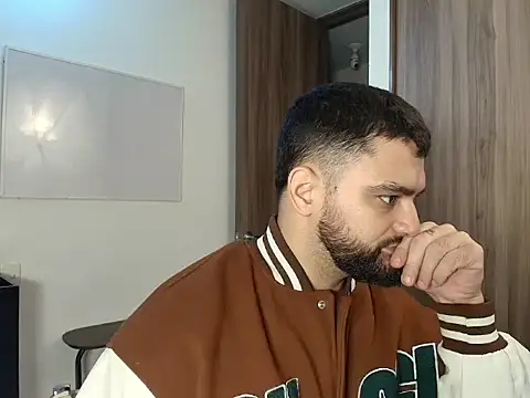 arturomontoya XXX чат на живо
