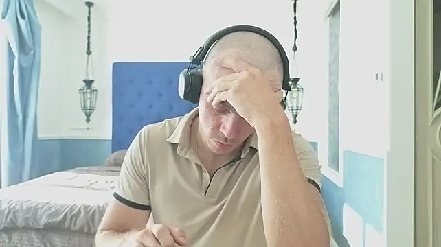 Marrymeplz: онлайн-секс-чат