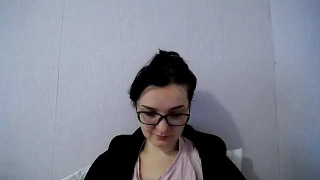 Shiny_gine Chat XXX in diretta