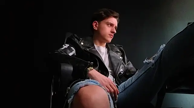 Chat +18 de FelixStarkk ao vivo