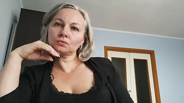 EdithManning's Live XXX Chat