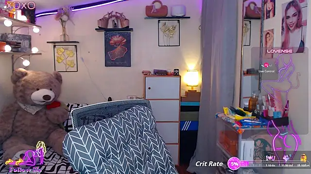izabella_moore: онлайн-секс-чат