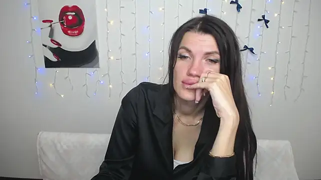 MilaLoona Obrolan Langsung XXX