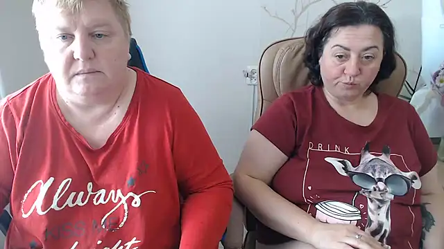 Lindy-Jeanie's Live XXX Chat