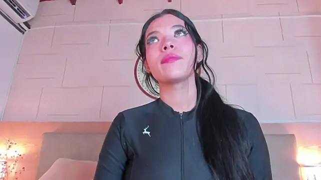 צ'אט XXX בשידור חי של Meloddy_Rose