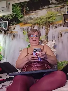 QueenPammy1 XXX чат на живо