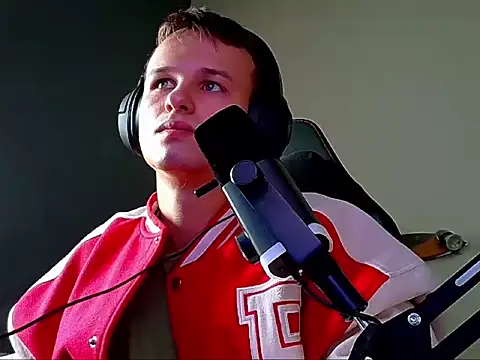 Chat +18 de dennisdillon ao vivo