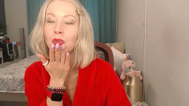 LuxuryNika Live XXX-chat