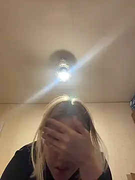 AshleyMur Adlı Modelin Canlı XXX Sohbeti