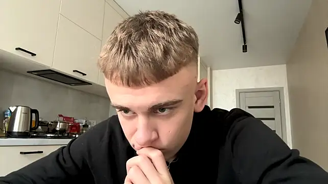 SoloFury Chat XXX live