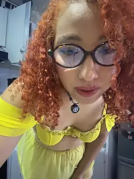 Chat +18 de BonnieRitz ao vivo