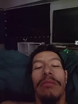 XXX chat uživo modela billythrobbin