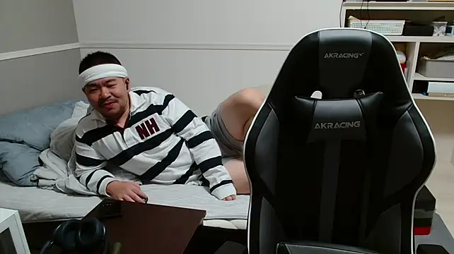takajiru Live XXX Chat