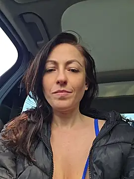 Risky_woman's Live XXX Chat