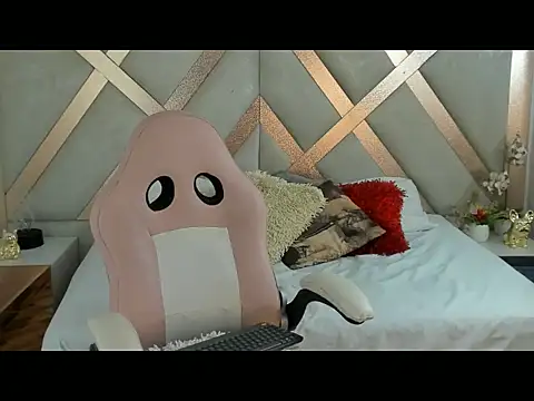 CharloteEvans__ 라이브 XXX 채팅