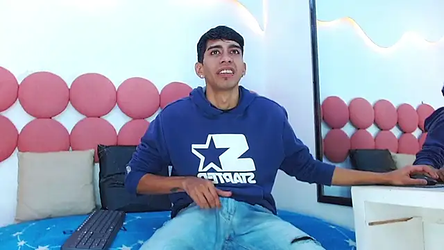 XXX chat uživo modela Drake_Jack