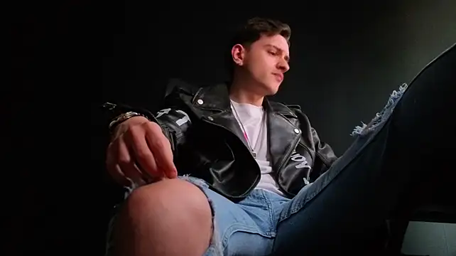 FelixStarkk live XXX chat