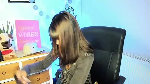Nova_SIN Chat XXX in diretta