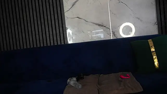AryaGold – Naživo XXX chat